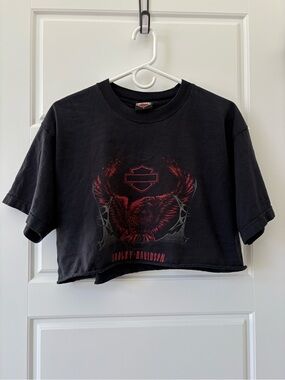 Vintage Harley-Davidson Cropped Black Graphic Tee (L)